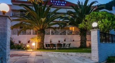 Athina Studios, частни квартири в града Thassos, Гърция