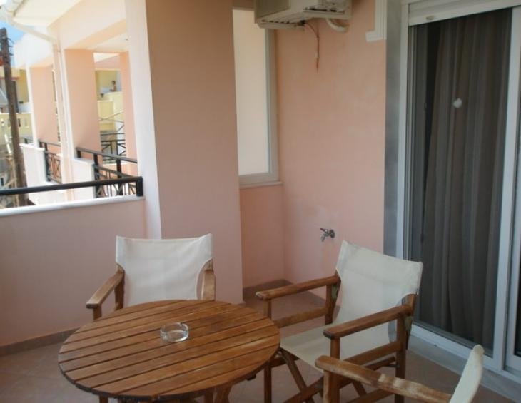 liberty-hotel-golden-beach-thassos-3-bed-studio-5