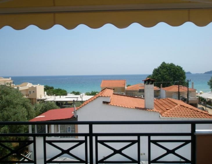 liberty-hotel-golden-beach-thassos-3-bed-studio-6