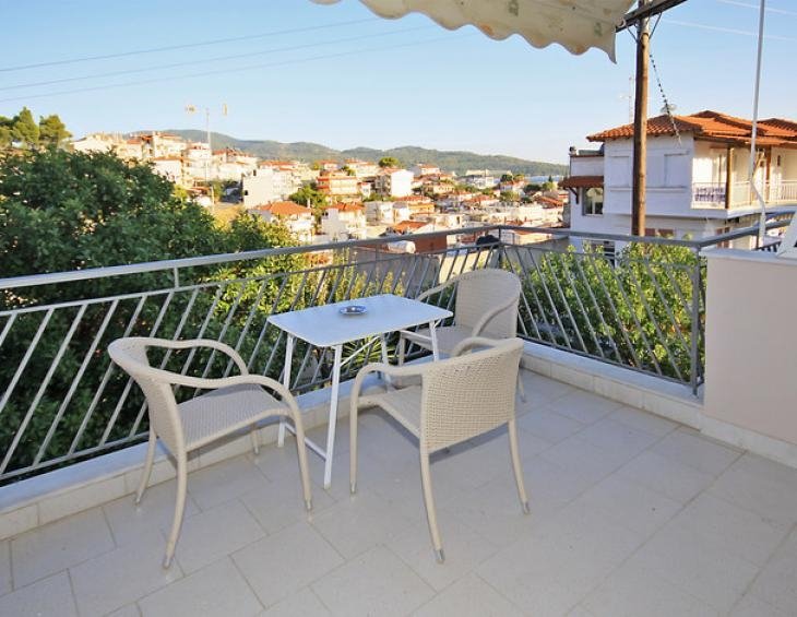 naias-house-neos-marmaras-sithonia-2-bed-studio-1