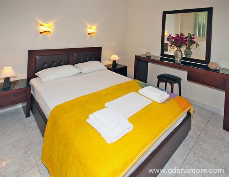 naias-house-neos-marmaras-sithonia-2-bed-studio-ga