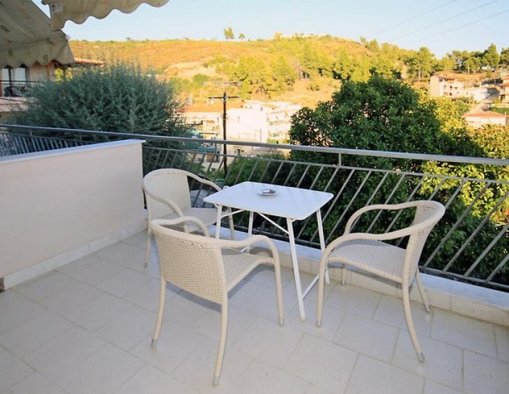 naias-house-neos-marmaras-sithonia-3-bed-studio-se