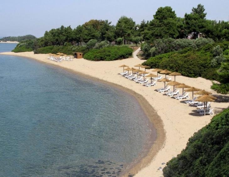 trikorfo-beach-resort-gerakini-sithonia-beach-2