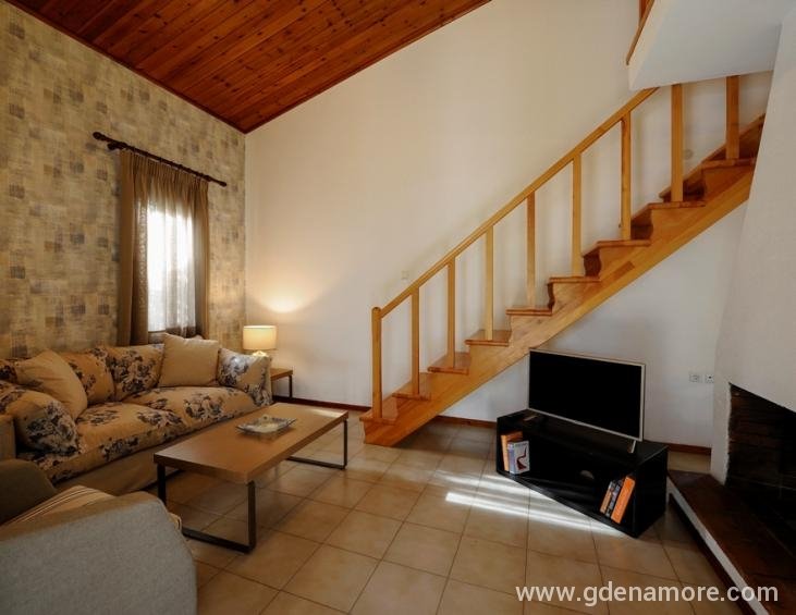 trikorfo-beach-resort-gerakini-sithonia-seaside-ju