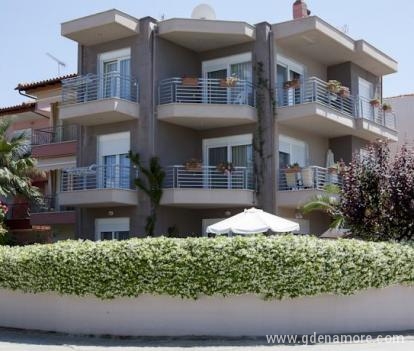 Eleni 4 Seasons Apartments, ενοικιαζόμενα δωμάτια στο μέρος Hanioti, Greece