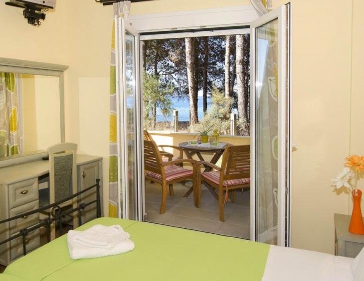 christin-apartments-potos-thassos-15-