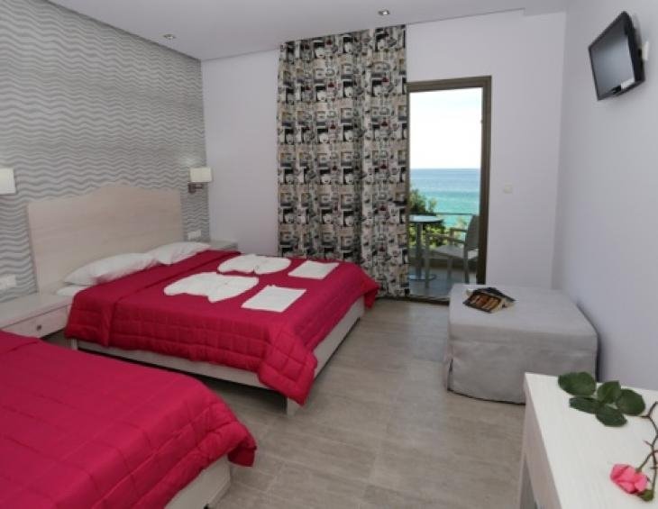 hotel_akti_thassos_triple_room_02