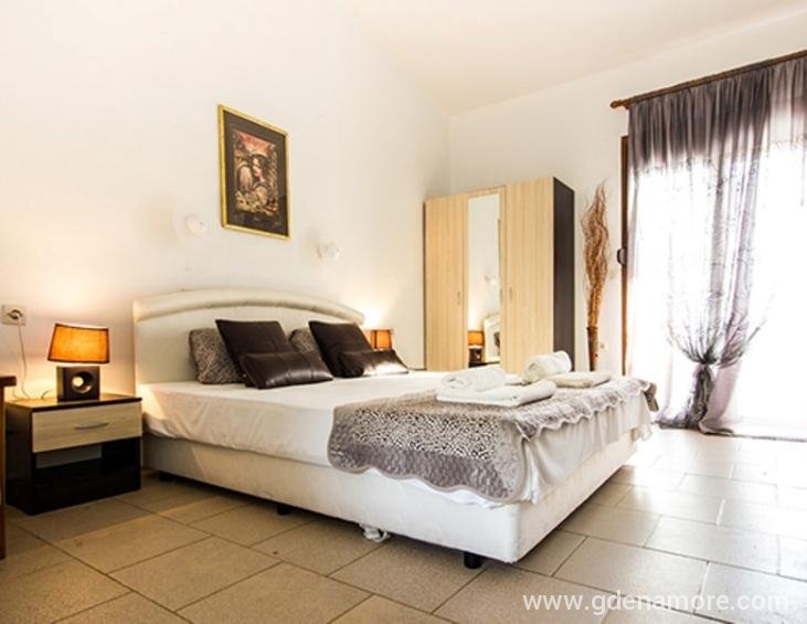 koviou-holiday-village-nikiti-sithonia-rooms-3