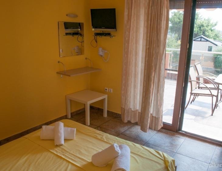 sissy-villa-4-bed-app-potos-thassos-9