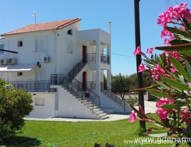 eva-studios-svoronata-kefalonia-1_1000x