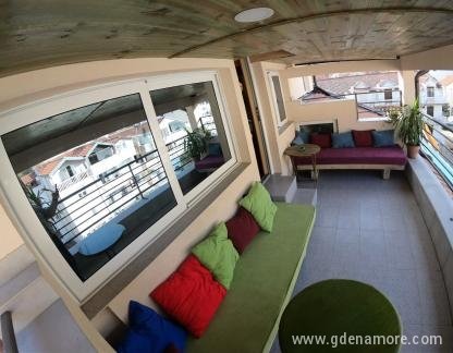 Apartment for 4/5 people, private accommodation in city Budva, Montenegro - image1