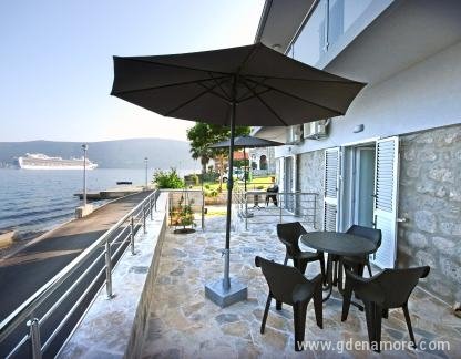Apartamentos Marina, alojamiento privado en Bijela, Montenegro - DSC_1059