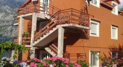 Grandis, private accommodation in city Prčanj, Montenegro