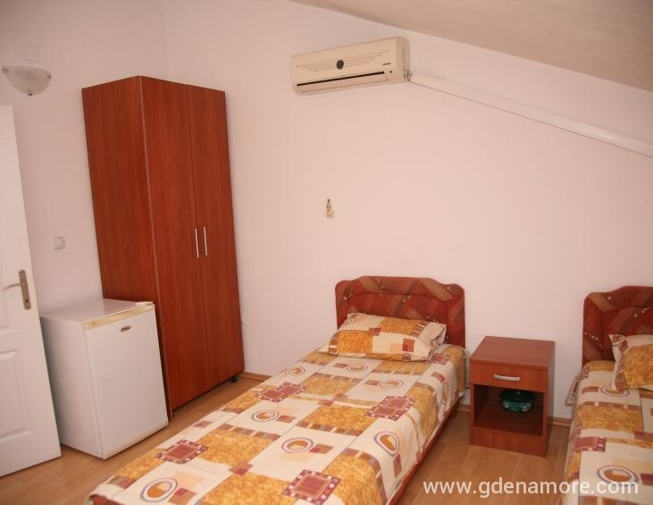djukic00011