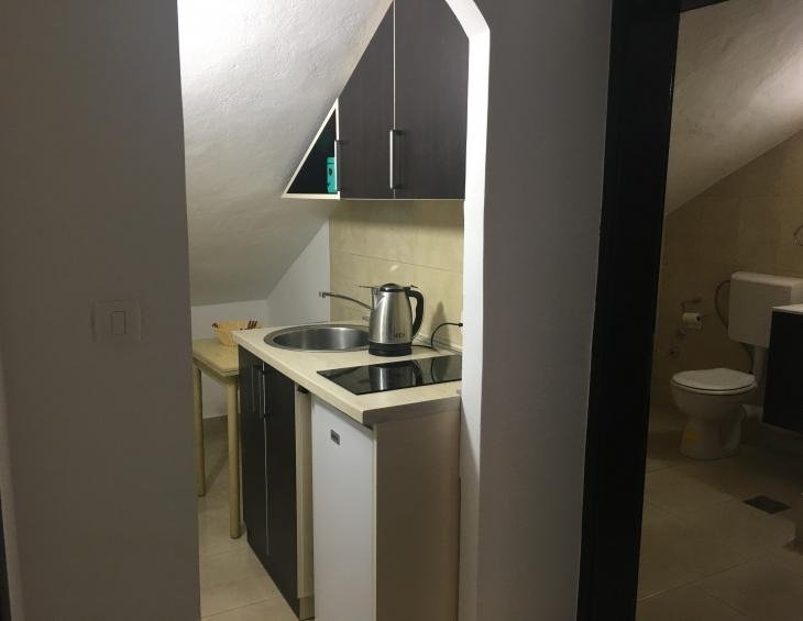 apartman br. 3 u kući