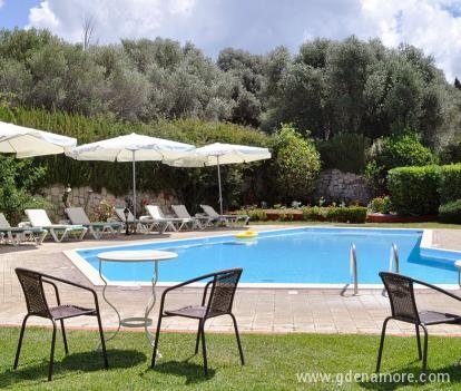 Dendrolivano Studios and Apartments, private accommodation in city Kefalonia, Greece