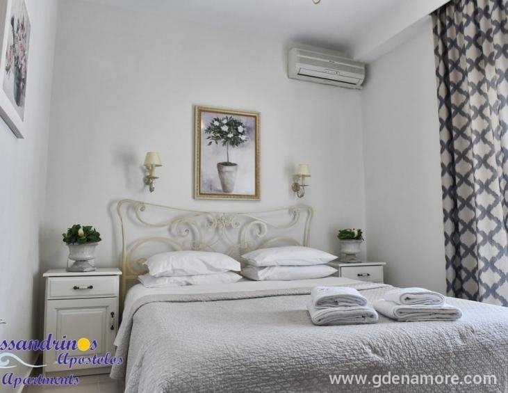 kassandrinos-apartments-katerina-nikiti-sithonia-a