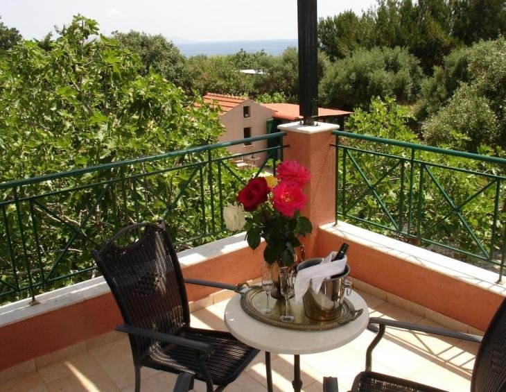 monambeles-villas-svoronata-kefalonia-8