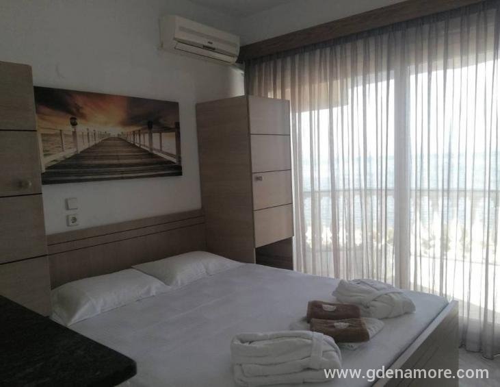 odyssea-studios-and-apts-paralia-vrasna-thessaloni