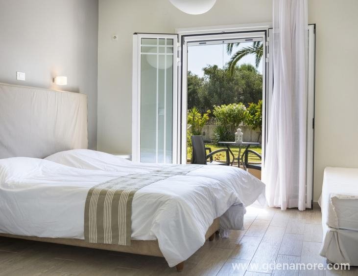 olive-grove-studios-and-apartments-svoronata-kefal