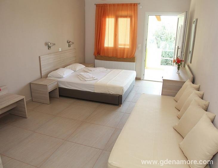 stella-hotel-skala-rachoni-thassos-family-room-4