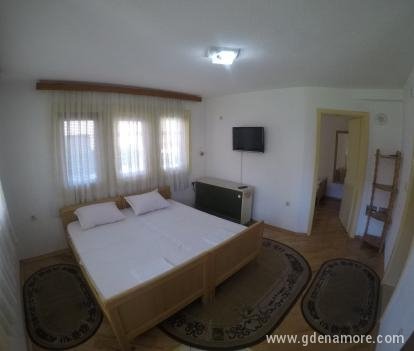 Apartmane i sobe u centru Ohridu, logement privé à Ohrid, Macédoine