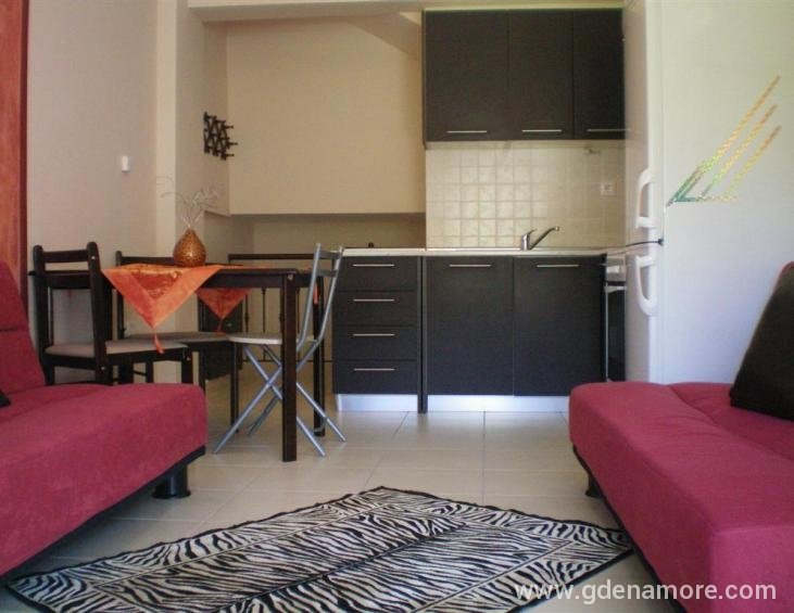 anna-house-paradissos-neos-marmaras-sithonia-small