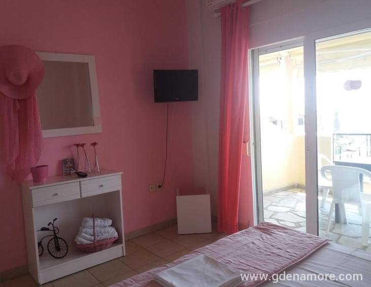 by-the-sea-apartments-siviri-kassandra-4-bed-apart