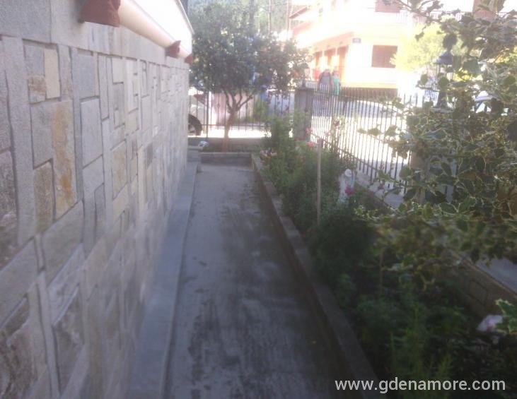 dimitris-studios-stavros-thessaloniki-4