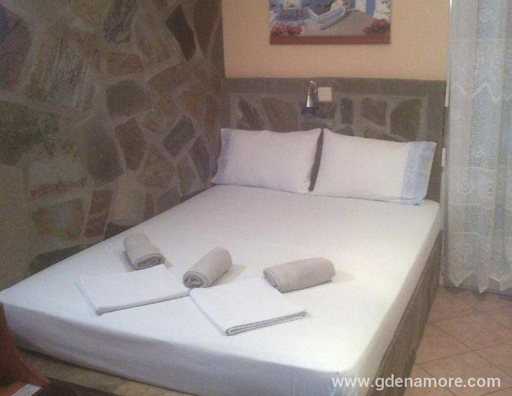 dimitris-studios-stavros-thessaloniki-7