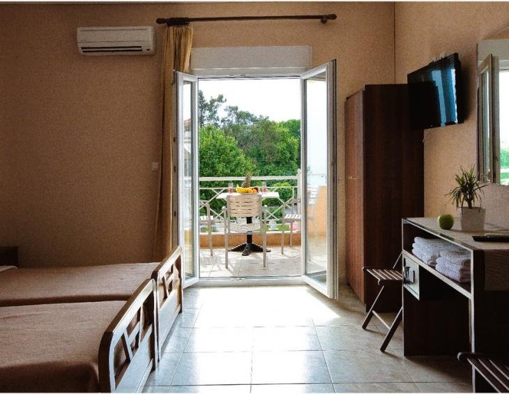 epavli-studios-nea-kallikratia-kassandra-3-bed-stu