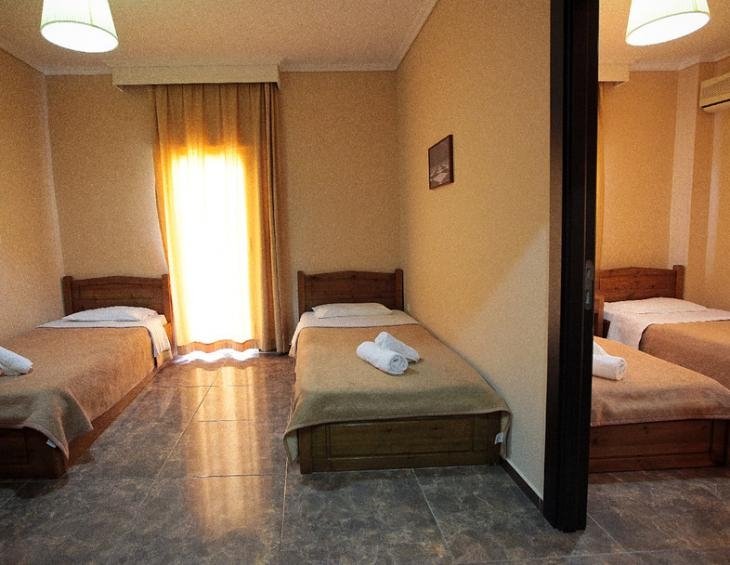 epavli-studios-nea-kallikratia-kassandra-4-bed-apa