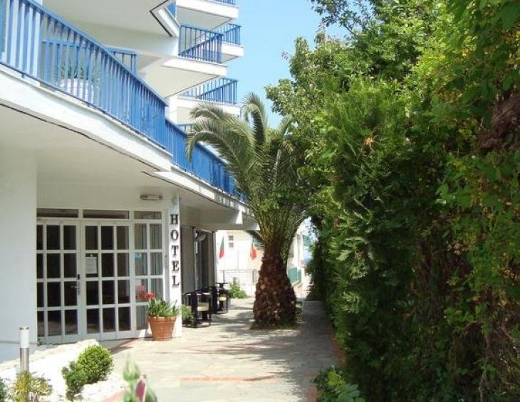 iraklitsa-beach-hotel-nea-iraklitsa-kavala-3