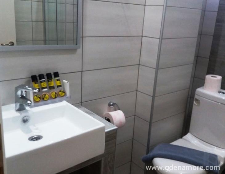 riviera-villa-stavros-thessaloniki-3-bed-studio-5