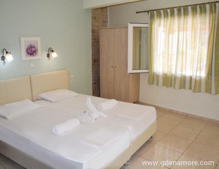 soultana-house-rooms-apartments-neos-marmaras-sith