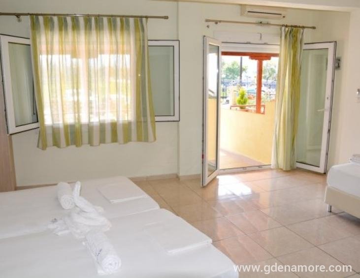 soultana-house-rooms-apartments-neos-marmaras-sith