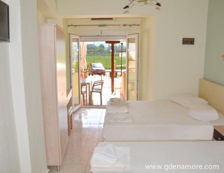 soultana-house-rooms-apartments-neos-marmaras-sith