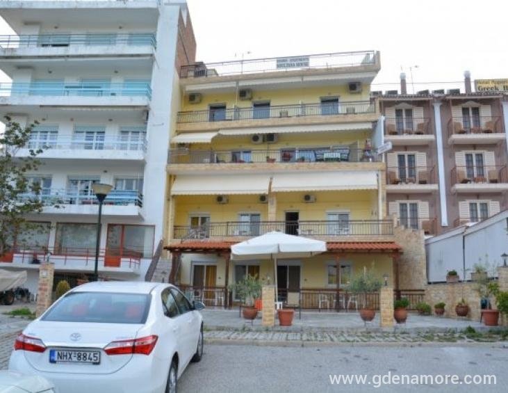 soultana-house-rooms-apartments-neos-marmaras-sith