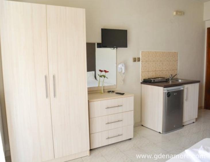 soultana-house-rooms-apartments-neos-marmaras-sith