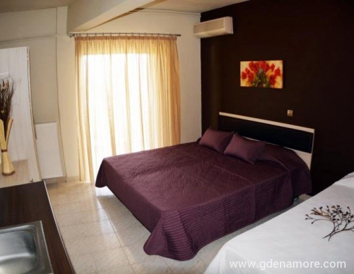soultana-house-rooms-apartments-neos-marmaras-sith