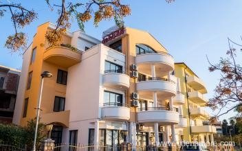DeLux apartmanok, Magán szállás a községben Dobre Vode, Montenegró