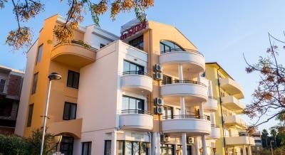 DeLux Apartments, private accommodation in city Dobre Vode, Montenegro