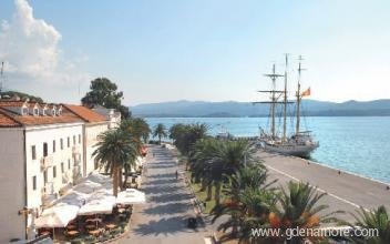 Poppies, private accommodation in city Tivat, Montenegro