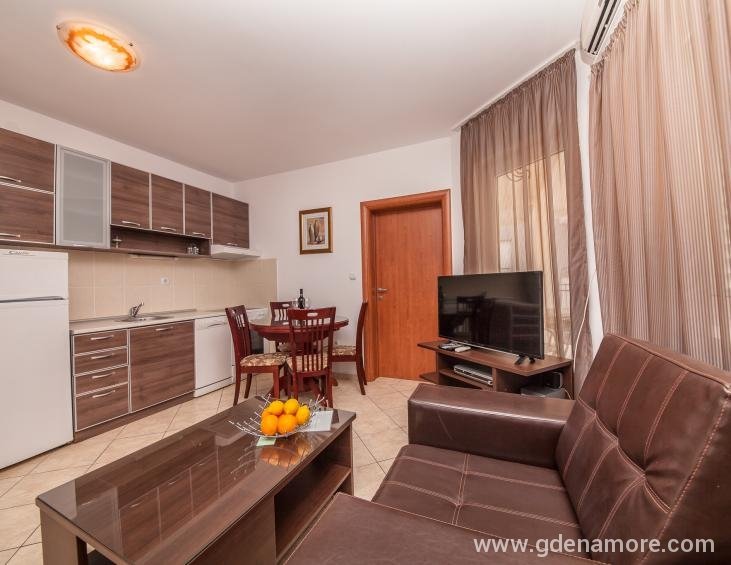 280D8907-9DA7-478F-8166-EBEC23D55032