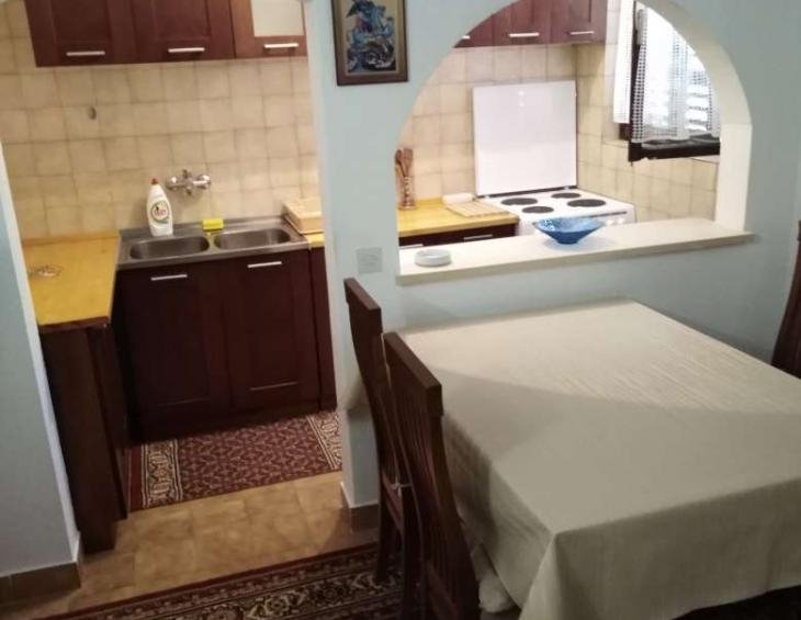 Apartman sa kuhinjom