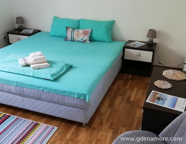 APARTMAN PRIZEMLJE