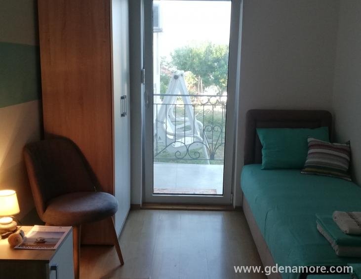 APARTMAN PRIZEMLJE