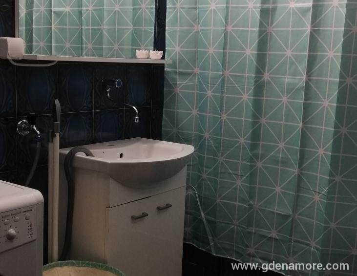 APARTMAN PRIZEMLJE