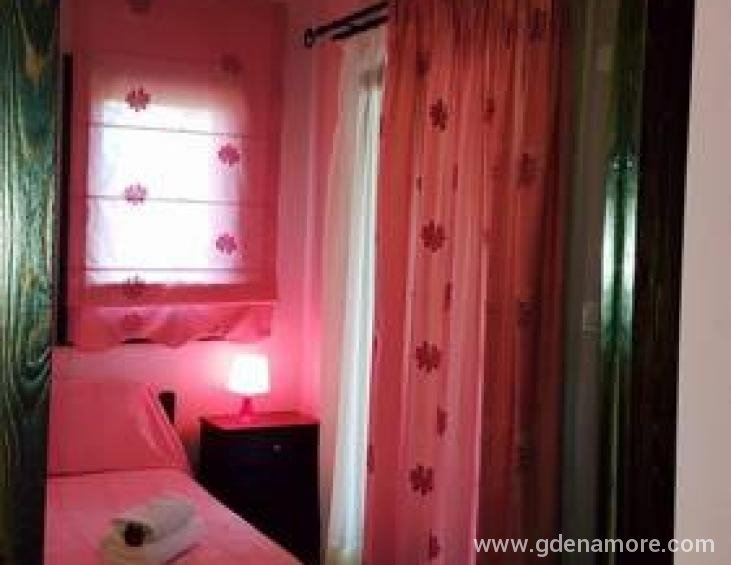 anastasia-pansion-ammouliani-athos-2-bed-room-14