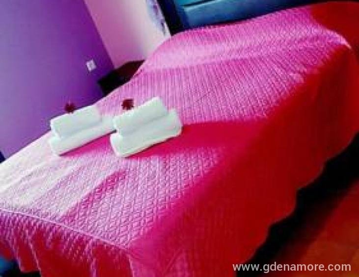 anastasia-pansion-ammouliani-athos-2-bed-room-17